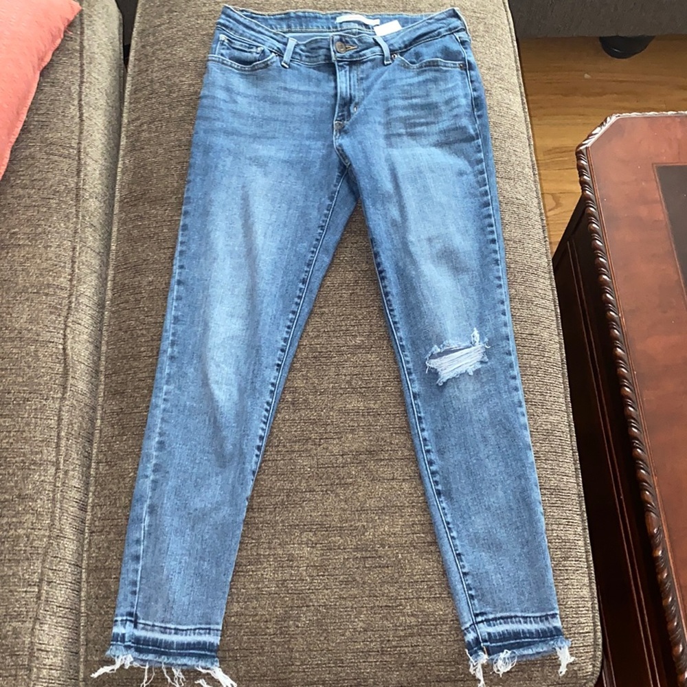 Levi’s 711 Jeans